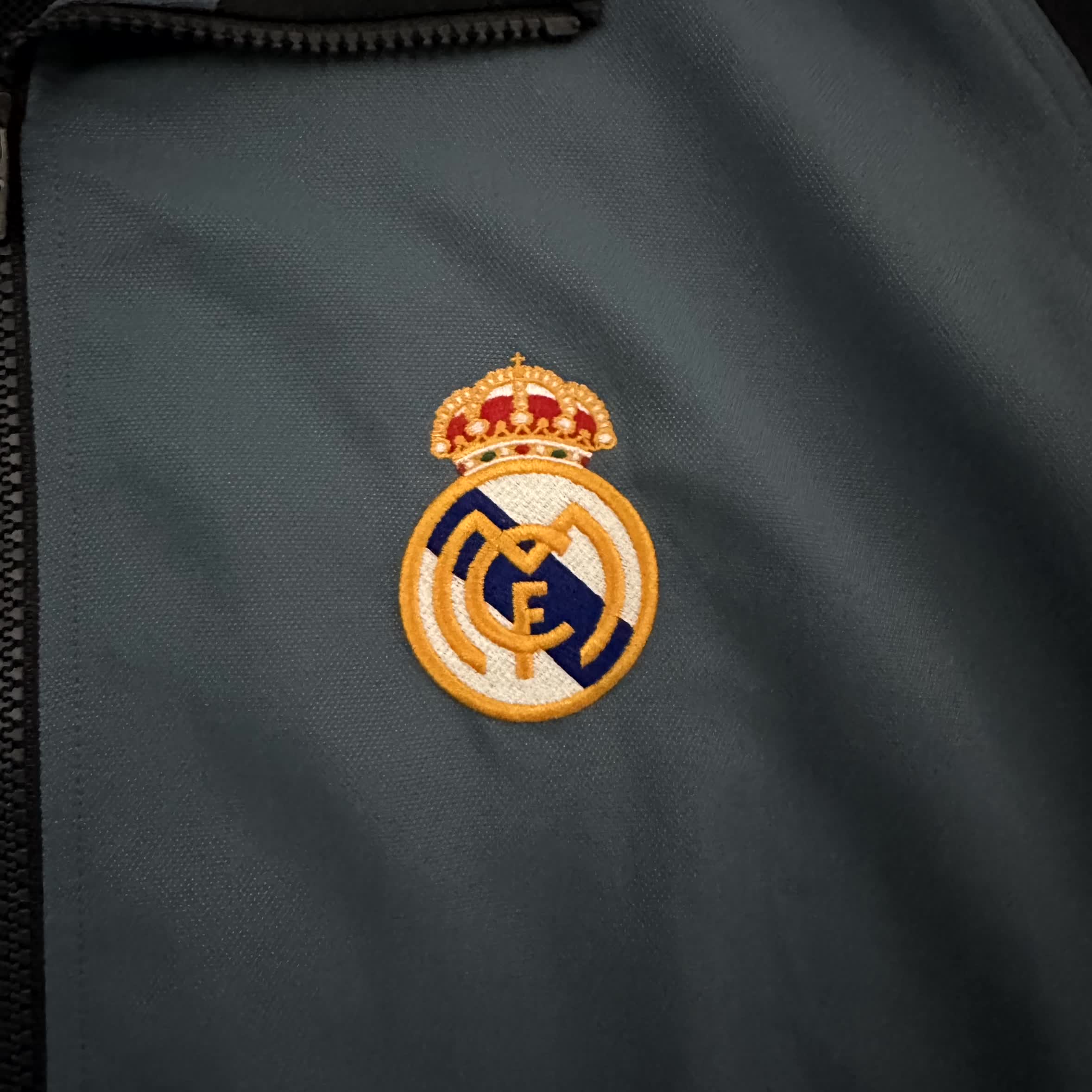 Adidas x Real Madrid Vintage Jacke 2004/05