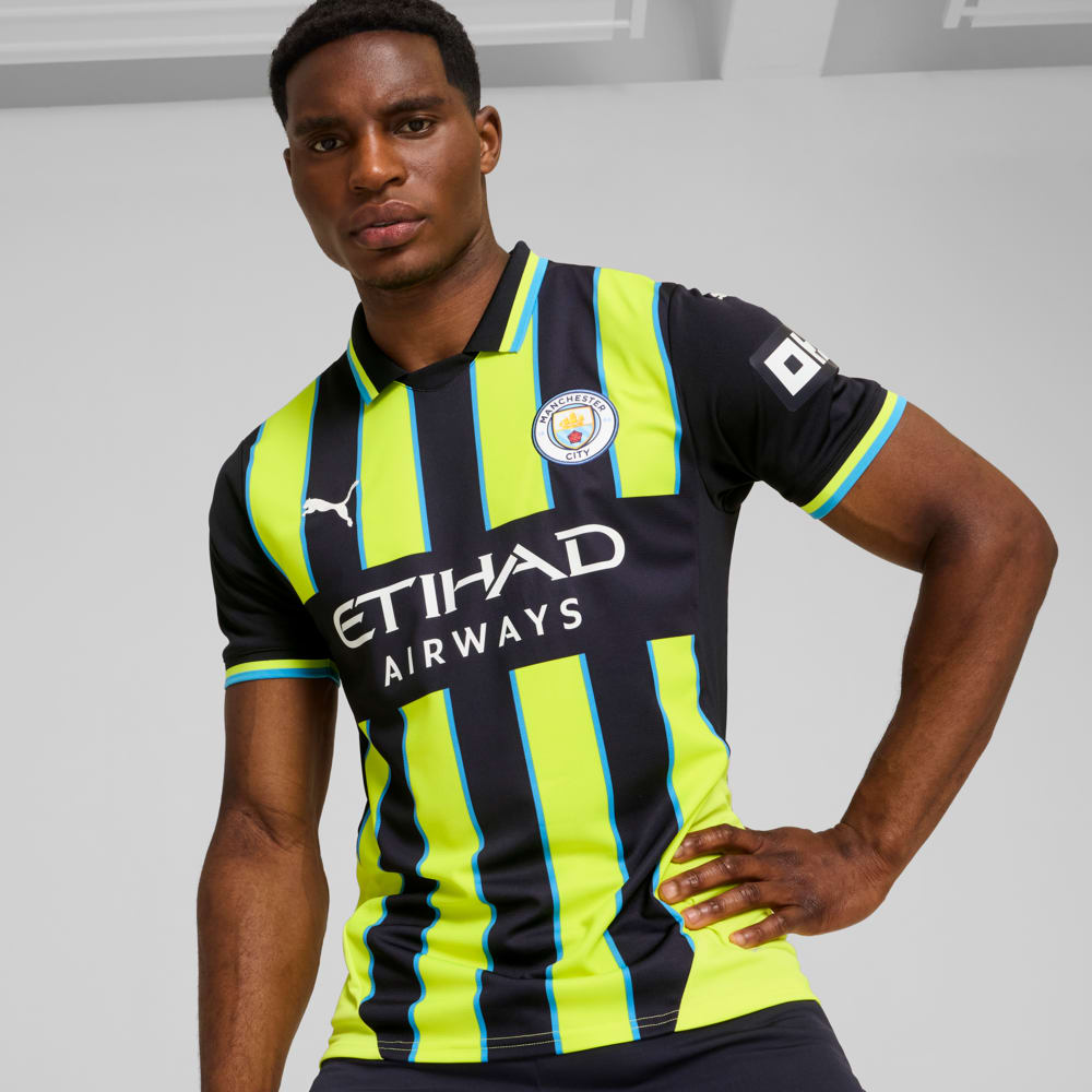 Manchester City 24∕25 Away