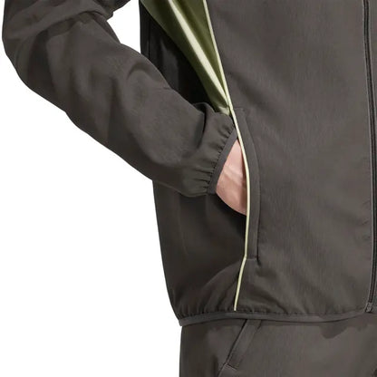 Real Madrid Trainingsjacke 25/26 Dunkeloliv 