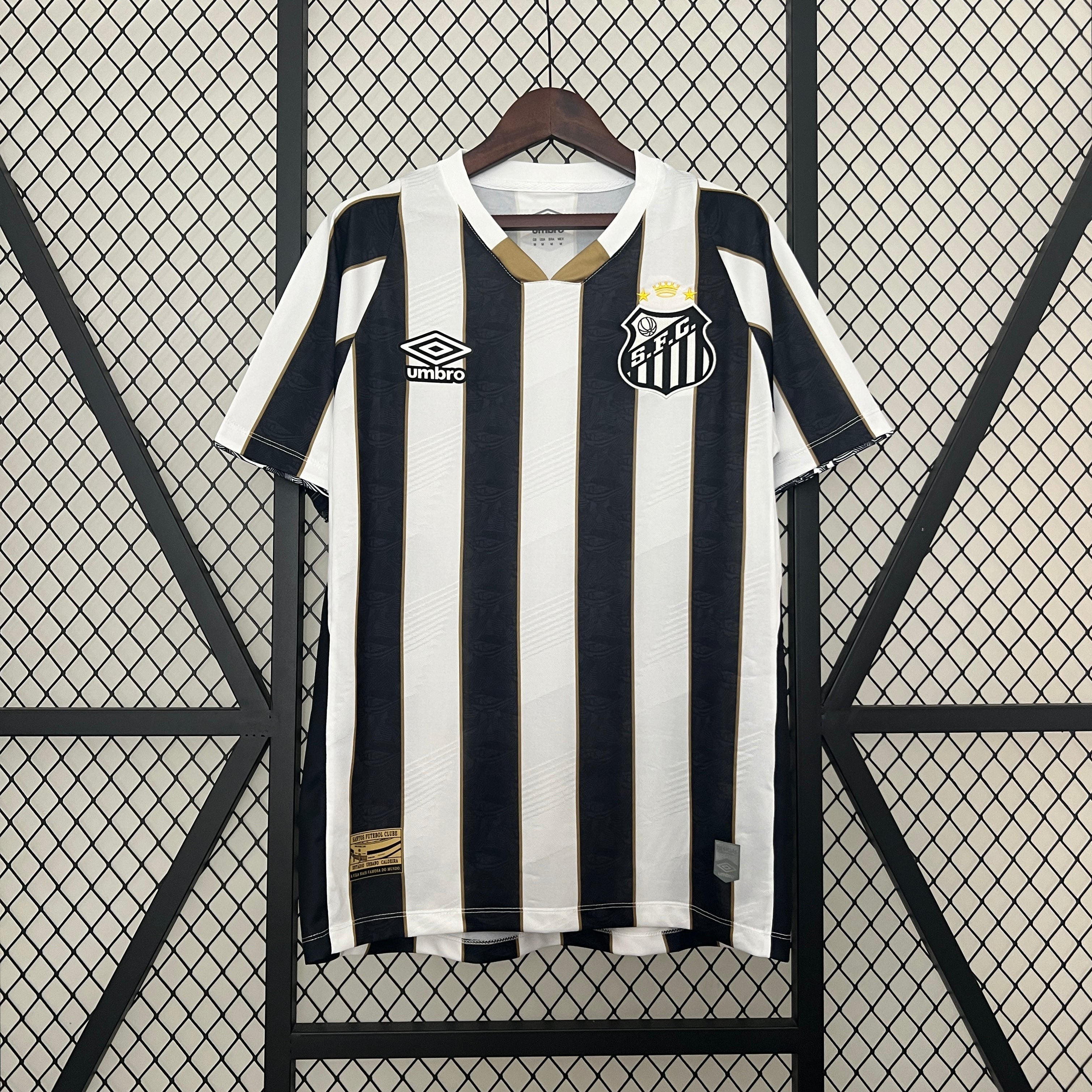 Jersey 24∕25 Santos away