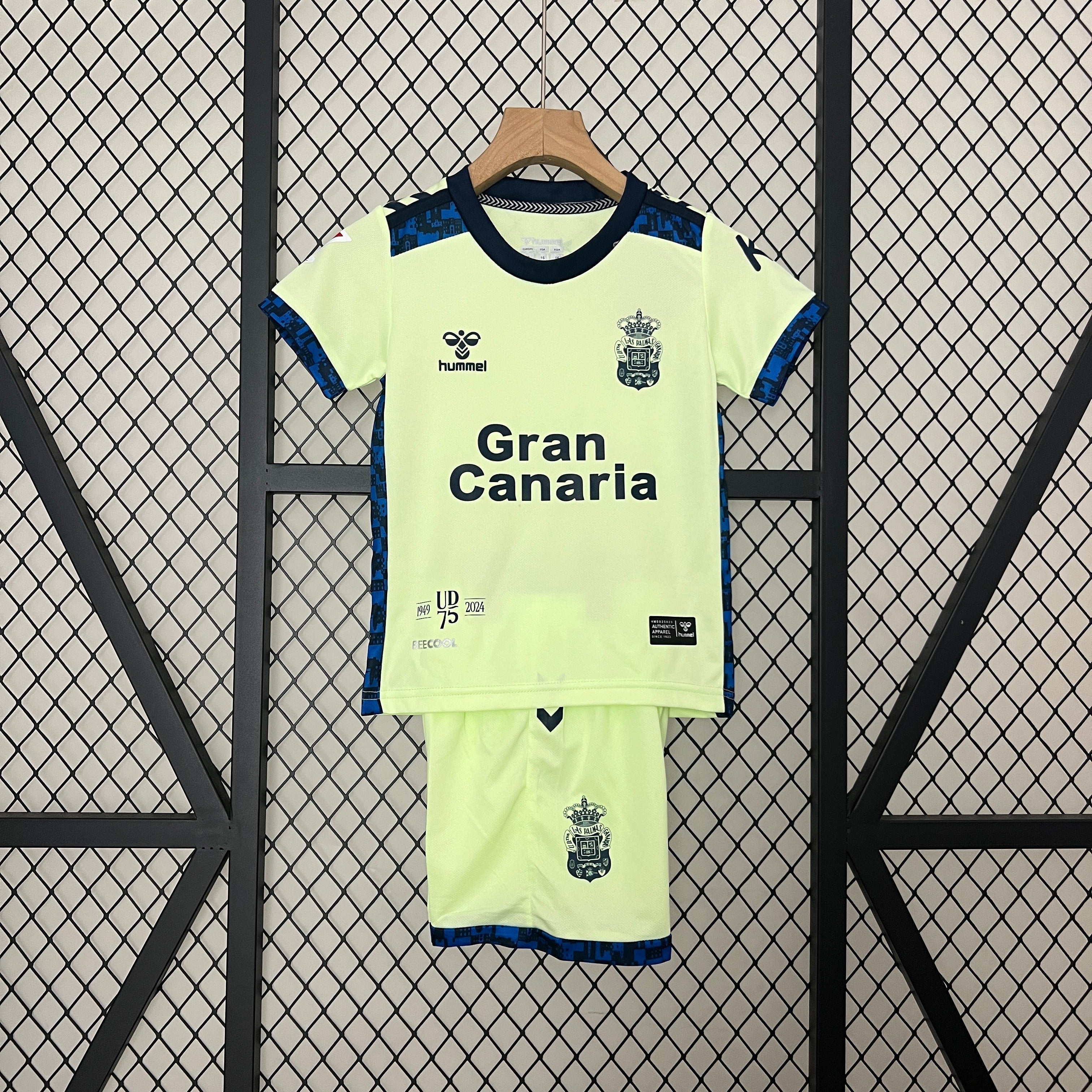 Kids Las Palmas 24/25 Third
